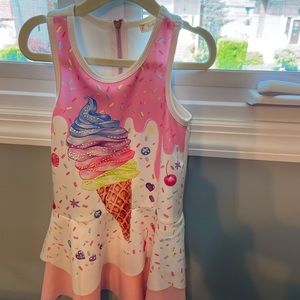 Baby Sara size 6 dress